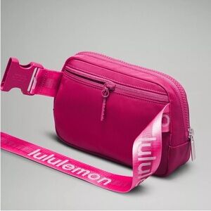Lululemon Belt bag Pink Crossbody Bag Sakura Pink/ washed mauve